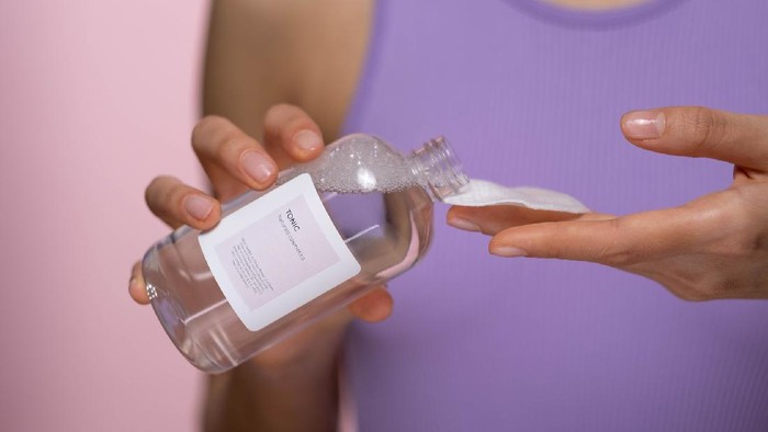 5 Toner dengan Kandungan Probiotik, Bakteri Baik yang Bagus untuk Kulit Sensitif 5 Toner dengan Kandungan Probiotik, Bakteri Baik yang Bagus untuk Kulit Sensitif