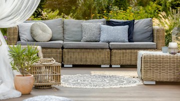 FURNITUR SAMPAI WARNA