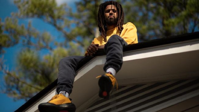 J. Cole Umumkan Tur Album Terbaru The Off-Season Tur The Off-Season akan dibuka pada 24 September di FTX Arena di Miami dan berakhir pada 21 Oktober di Forum di Los Angeles.
