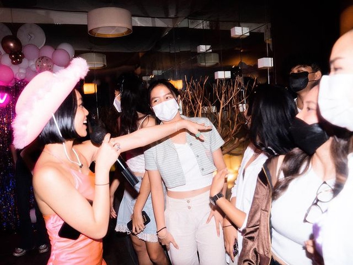 Naura Ayu putri sulung Nola Be3 belum lama ini baru saja menggelar sebuah pesta perayaan ulang tahunnya&period; Yuk kita intip keseruannya&excl;