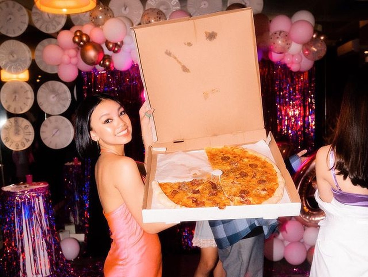 Naura Ayu putri sulung Nola Be3 belum lama ini baru saja menggelar sebuah pesta perayaan ulang tahunnya&period; Yuk kita intip keseruannya&excl;