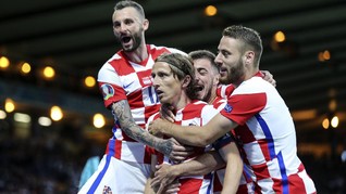 FOTO: Gol Cantik Modric Bawa Kroasia ke 16 Besar Euro 2020