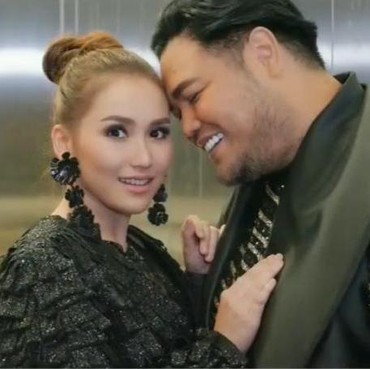 Momen Ayu Ting Ting & Ivan Gunawan, Dekat tapi Ngaku Hanya Teman?