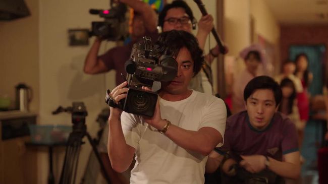 Satu-satunya nilai lebih pada Naked Director musim ini hanya pengembangan karakter Muranishi.