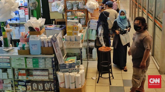 Kemenkeu mengisyaratkan akan kembali memberlakukan pajak impor untuk alkes di tengah penurunan kasus covid-19.