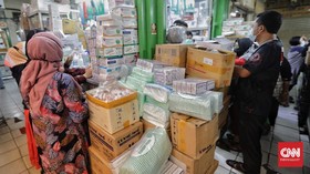 Harga Obat di Pasar Kramat Jati Naik di Tengah Lonjakan Covid