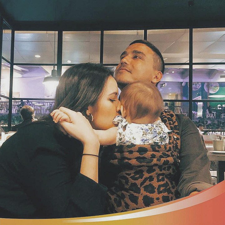 <p>Meski jarang memperlihatkan wajah sang buah hati, Raisa dan Hamish Daud kerap membagikan kegiatannya saat family time nih, Bunda. Duh, gemes banget ya! (Foto: Instagram: @hamishdw)</p>