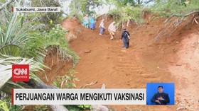 VIDEO: Perjuangan Warga Mengikuti Vaksinasi