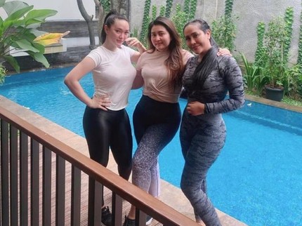 Intip 7 Potret Rumah Mewah Zaskia Gotik Usai Dinikahi Pengusaha Kalimantan