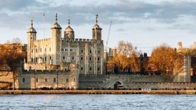 Sering Dikira Hantu, Menara London Dihuni Seorang Pemuda