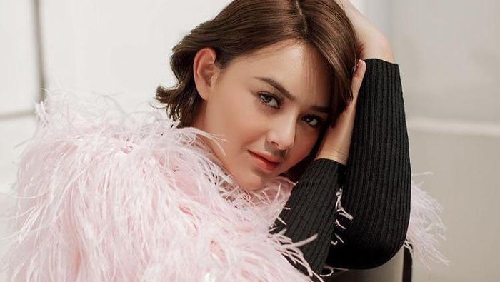 Gak Kalah dari Bintang K-Drama, Amanda Manopo Juga Pakai Outfit Ternama Saat Main Sinetron