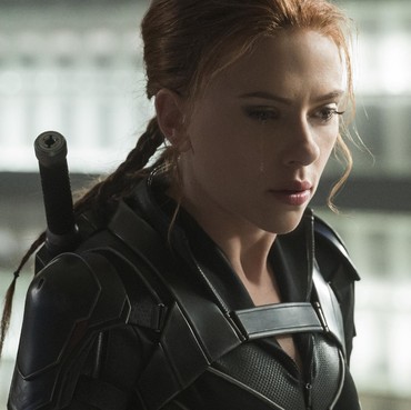 Banjir Pujian, Sutradara 'Black Widow' Buka Suara soal Rilis Sekuel