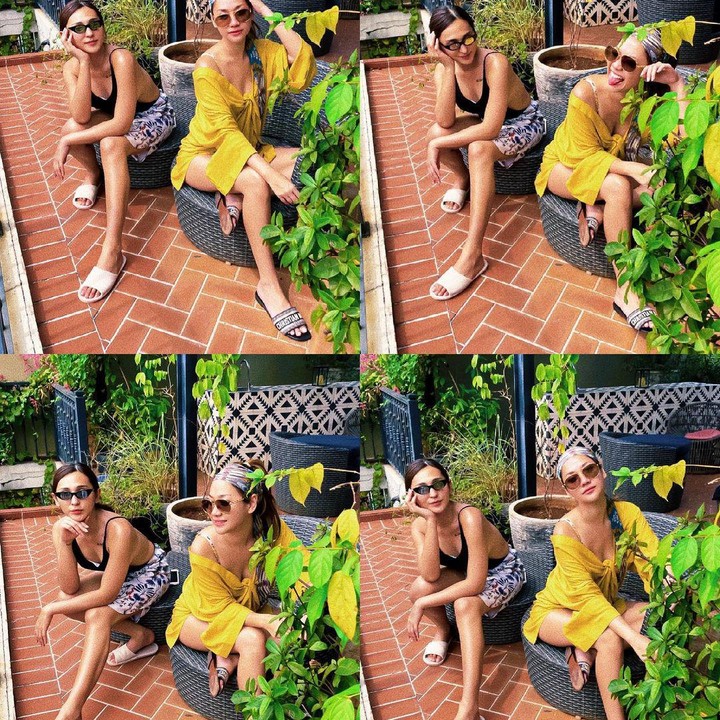 <p>Berjemur menjadi waktu Bunga Citra Lestari dan sahabatnya untuk berpose bak model majalah nih. Gaya mereka tetap stylish meski panas-panasan di bawah terik matahari. (Foto: Instagram: @bclsinclair)</p>