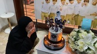 <p>Istri Ananda Omesh itu telah menginjak usia 35 tahun. Omesh menyiapkan kejutan spesial berupa dekorasi bertema boyband EXO. (Foto: Instagram: @dianayulestari)</p>