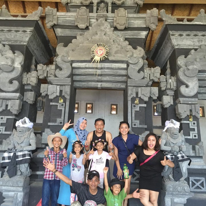 Doyok dan Keluarga