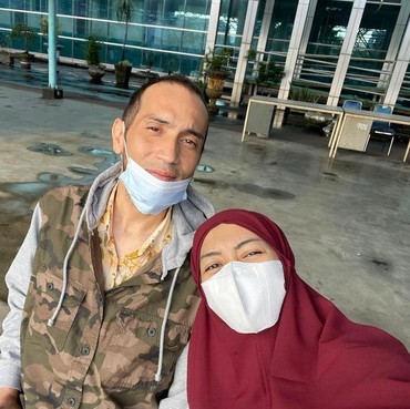 Richa Novisha Beberkan Kondisi Terkini Gary Iskak Usai Idap Sirosis Hati