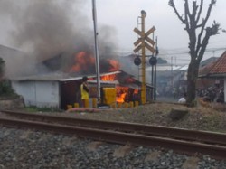 Tabung Gas Meledak, 3 Kios di Bogor Hangus Terbakar