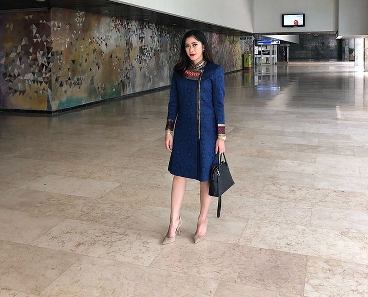 Tak hanya artis Tanah Air yang kerap memakai tas mahal&period; Berikut ini adalah koleksi tas mahal anak dan menantu Presiden Indonesia&excl;