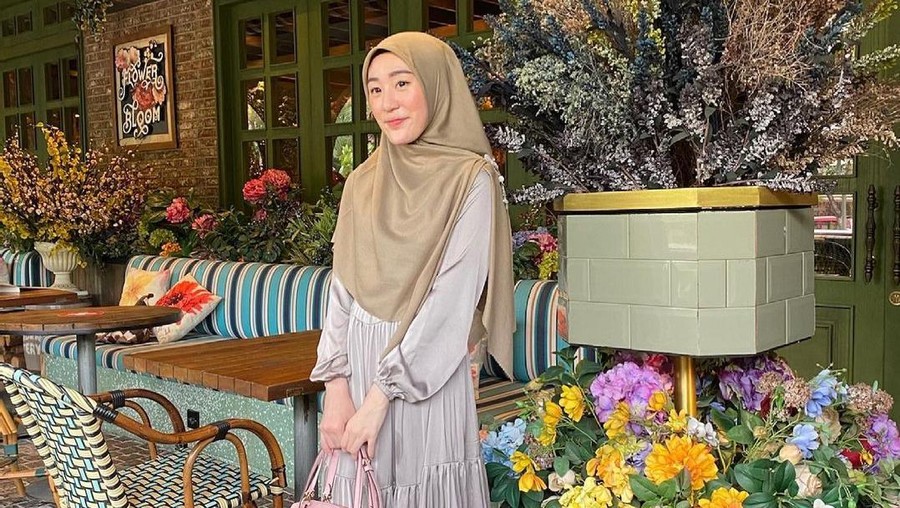 Larissa Chou Pindah Rumah