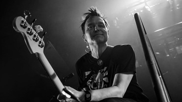 Idap Kanker, Mark Hoppus Blink-182 Jalani Kemoterapi
