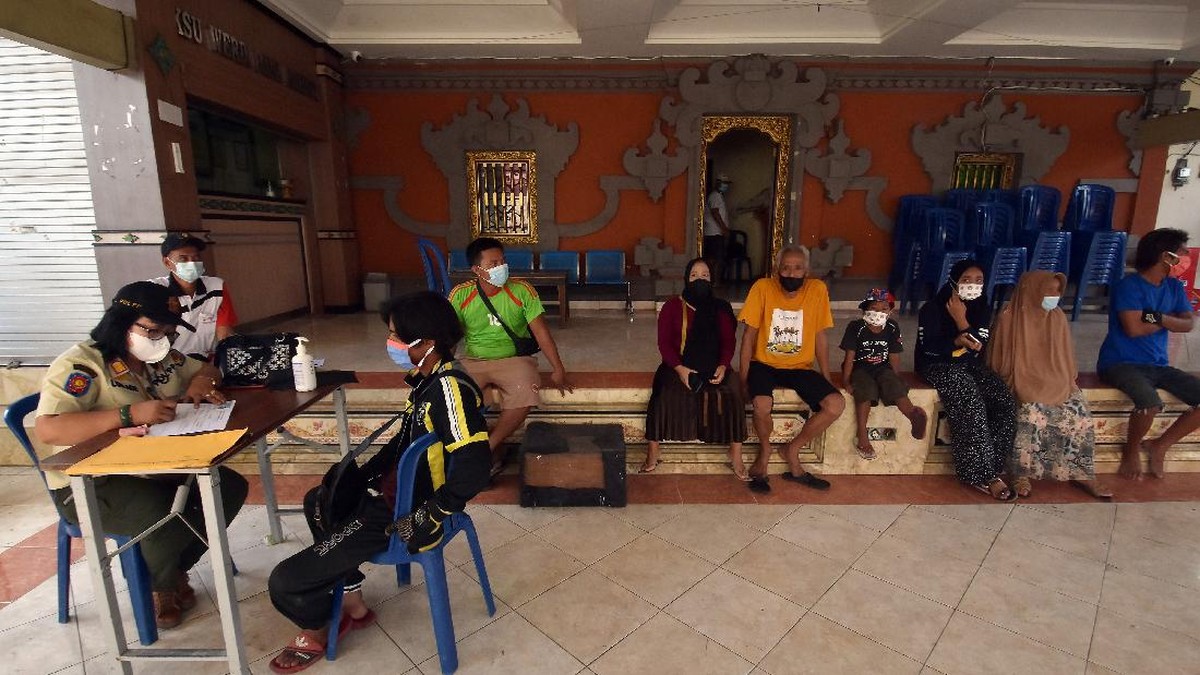 FOTO: Pengetatan PPKM Mikro Tekan Lonjakan Kasus Covid-19