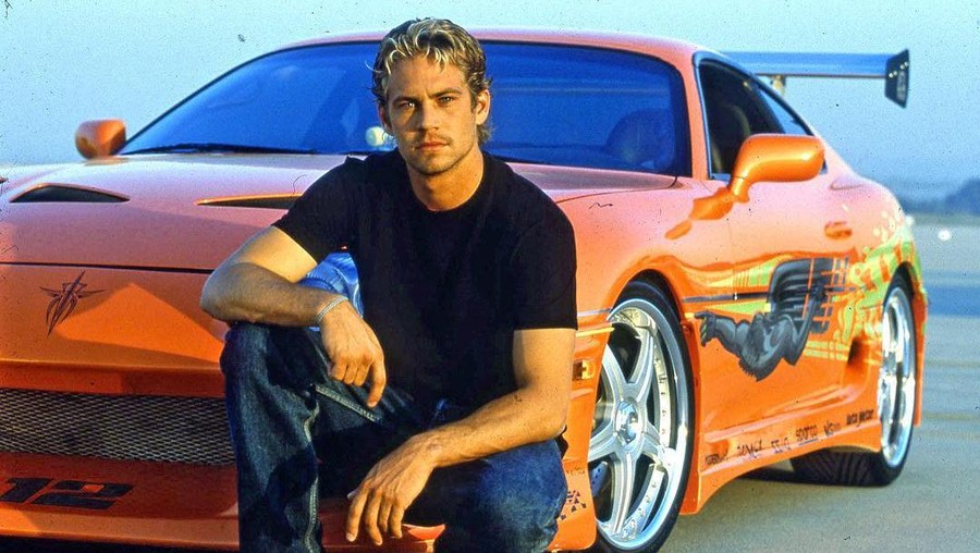 Paul Walker dan mobil Toyota Supra