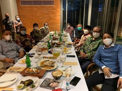 Sekjen Parpol TKN Jokowi-Maruf Reuni, Bahas Apa?