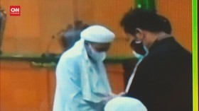 VIDEO: Rizieq Shihab Hadapi Sidang Vonis Hari Ini