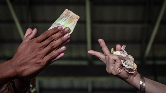 FOTO: Tradisi Suci di Mata Air, Napak Tilas Sunan Kalijaga
