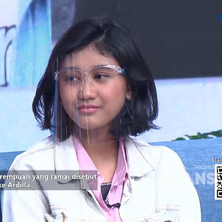 <p>Setelah viral, Amel mengaku sudah dihubungi oleh Deddy Dores, Bunda. Ia adalah orang yang mengorbitkan dan menjadi produser Nike Ardilla saat itu. (Foto: YouTube TRANS TV Official)</p>