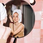 6 Cleansing Balm Lokal yang Ampuh Bersihkan Makeup Waterproof