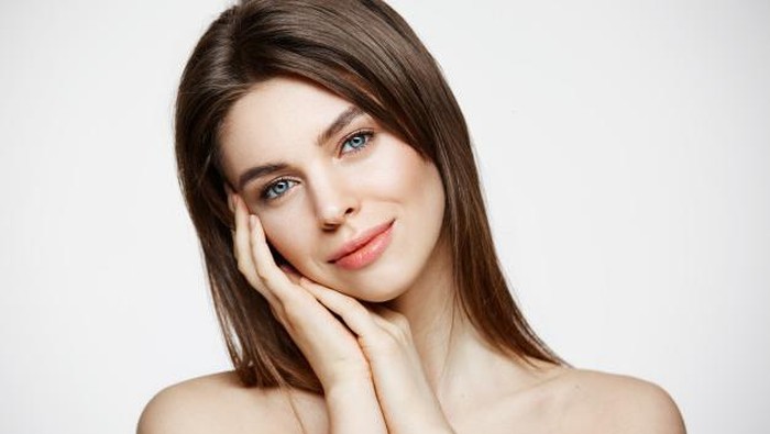 Bikin Kaget, 5 Hal Ini Bisa Menyebabkan Produksi Kolagen Menurun, Lho!