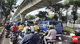 Jakarta Ramai Lancar di Tengah Lonjakan Kasus Covid-19
