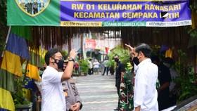 Jokowi Minta Siapkan Peta Jalan Jika Covid Bertahan Tahunan