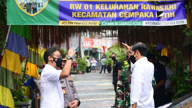 Menkes Budi Gunadi Sadikin menyebut Presiden Jokowi meminta penyiapan peta jalan (road map) jika Covid-19 tak hilang hingga tahunan.