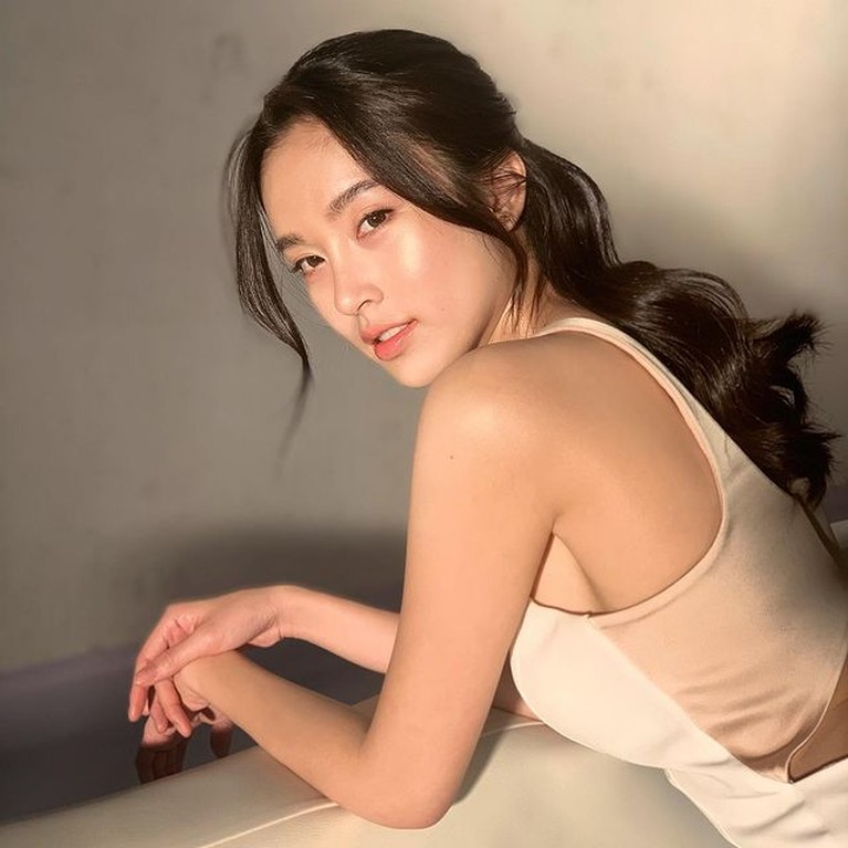 Nong Poy Transgender Tercantik di Thailand Nong Poy pernah disebut sebagai transgender tercantik di Thailand. Yuk kita intip kegiatan Nong Poy sekarang!