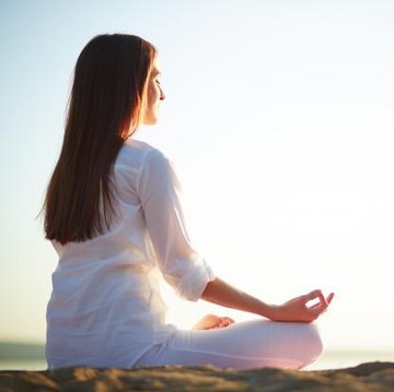 3 Jenis Yoga yang Tepat untuk Penyitas Covid