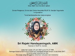 Viral Haru Pelepasan Jasad Nakes Corona Yogya Diiringi Gugur Bunga