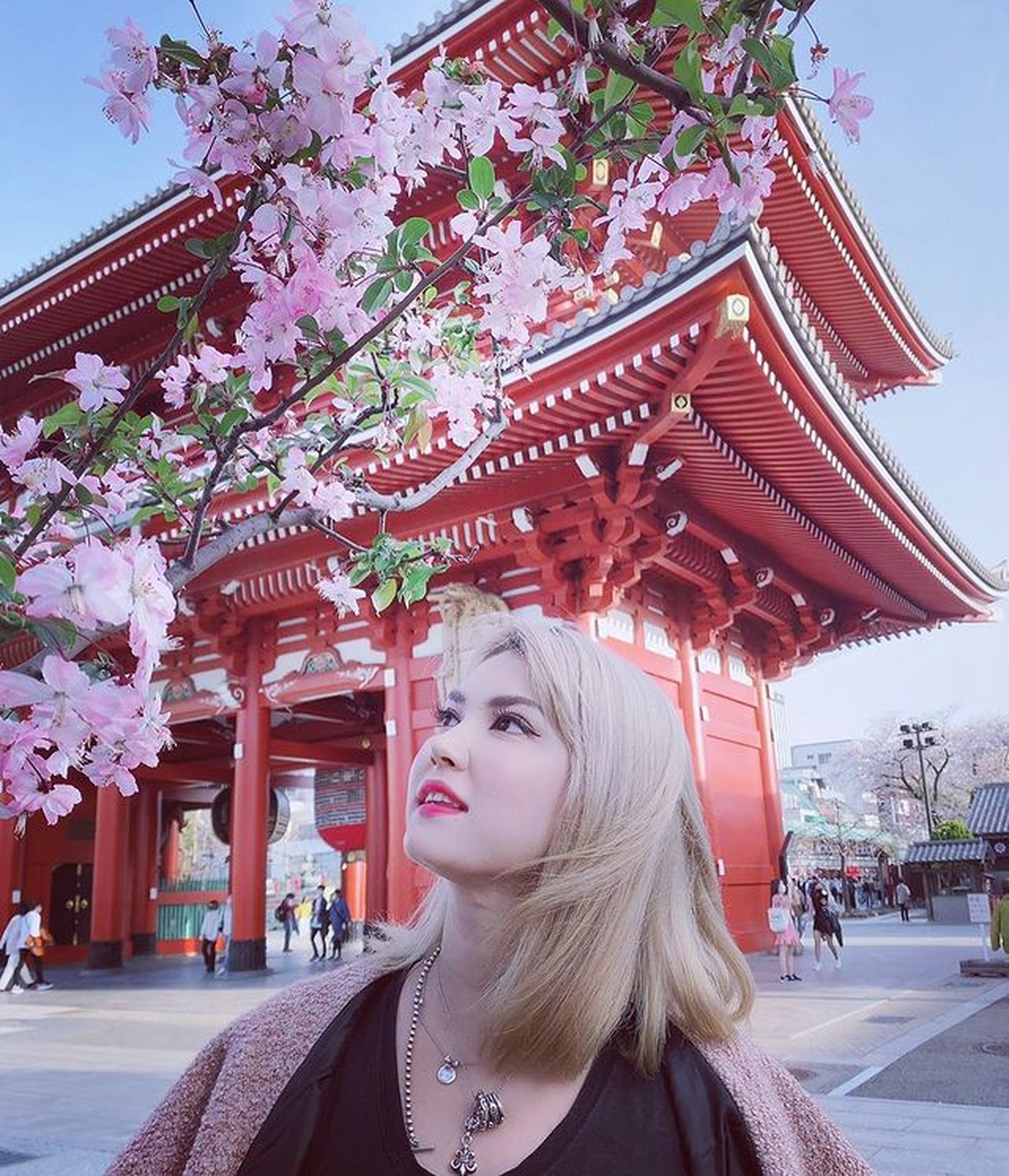 Maria Ozawa atau Miyabi bikin heboh karena mengatakan akan ke Indonesia dan ingin ketemu Vicky Prasetyo&period; Yuk intip potret terbarunya&excl;