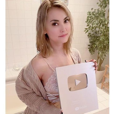 Bikin Heboh Ingin Bertemu Vicky Prasetyo, Intip Potret Terbaru Maria Ozawa