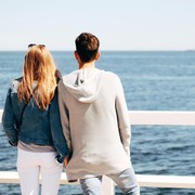 Dikenal Paling Susah Jatuh Cinta, Ini 4 Alasan Zodiak Taurus Sampai Sekarang Masih Jomblo