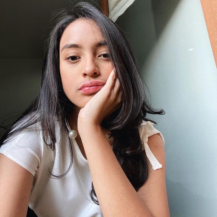 <p>Berita kelulusan Kaneishia di UI ini Dede Yusuf bagikan dalam TikToknya, Bunda. (Foto: Instagram @kaneishiayusuf05)</p>
