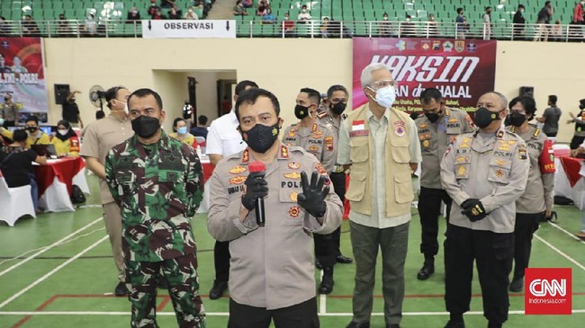 Kapolda Jateng menyatakan kesanggupannya menjawab tantangan Presiden Jokowi untuk menggandakan vaksinasi massal, dari semula 141 ribu jadi 280 ribu.