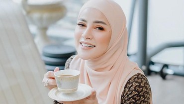 img-title Isu Cerai Santer Lagi, Olla Ramlan Beri Respons Begini