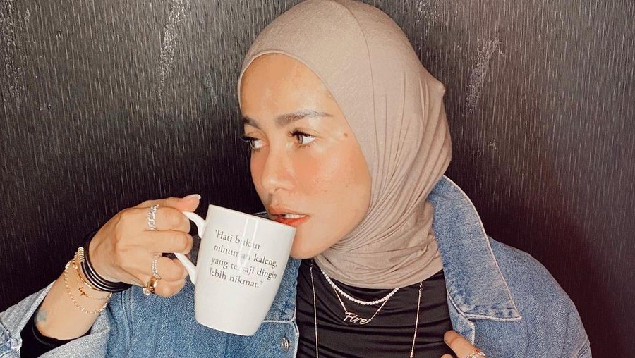 Olla Ramlan Saat Makan Pecel Ayam Bareng Nagita dan Belanja Bulanan