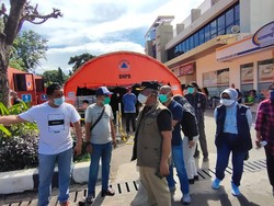 3 Tenda Darurat Dipasang Buntut Viral Pasien RSUD Bekasi Tidur di Parkiran