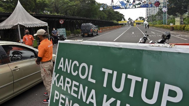Pengunjung yang diizinkan masuk khusus bagi yang ingin melakukan olahraga seperti lari, jalan santai dan bersepeda. Tidak diizinkan untuk aktivitas berenang.