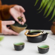 5 Bahan Herbal untuk Bantu Seimbangkan Hormon