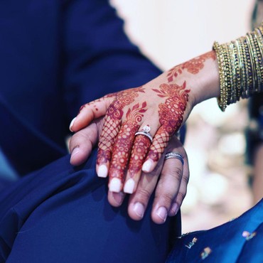 Heboh Kisah Sahabat Jadi Ibu Tiri, Begini Reaksi Tak Terduga Netizen