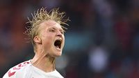 5 Fakta Kasper Dolberg Pencetak Dua Gol ke Gawang Wales - Vimarsana News